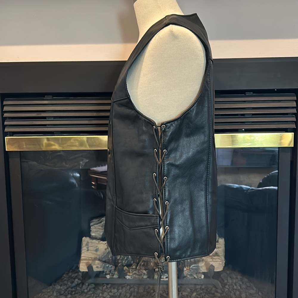 Universal Rider motorcycle vest - Picture 2 of 8